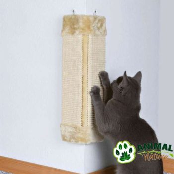 Ugaona grebalica za mačke prekrivena plišem Trixie